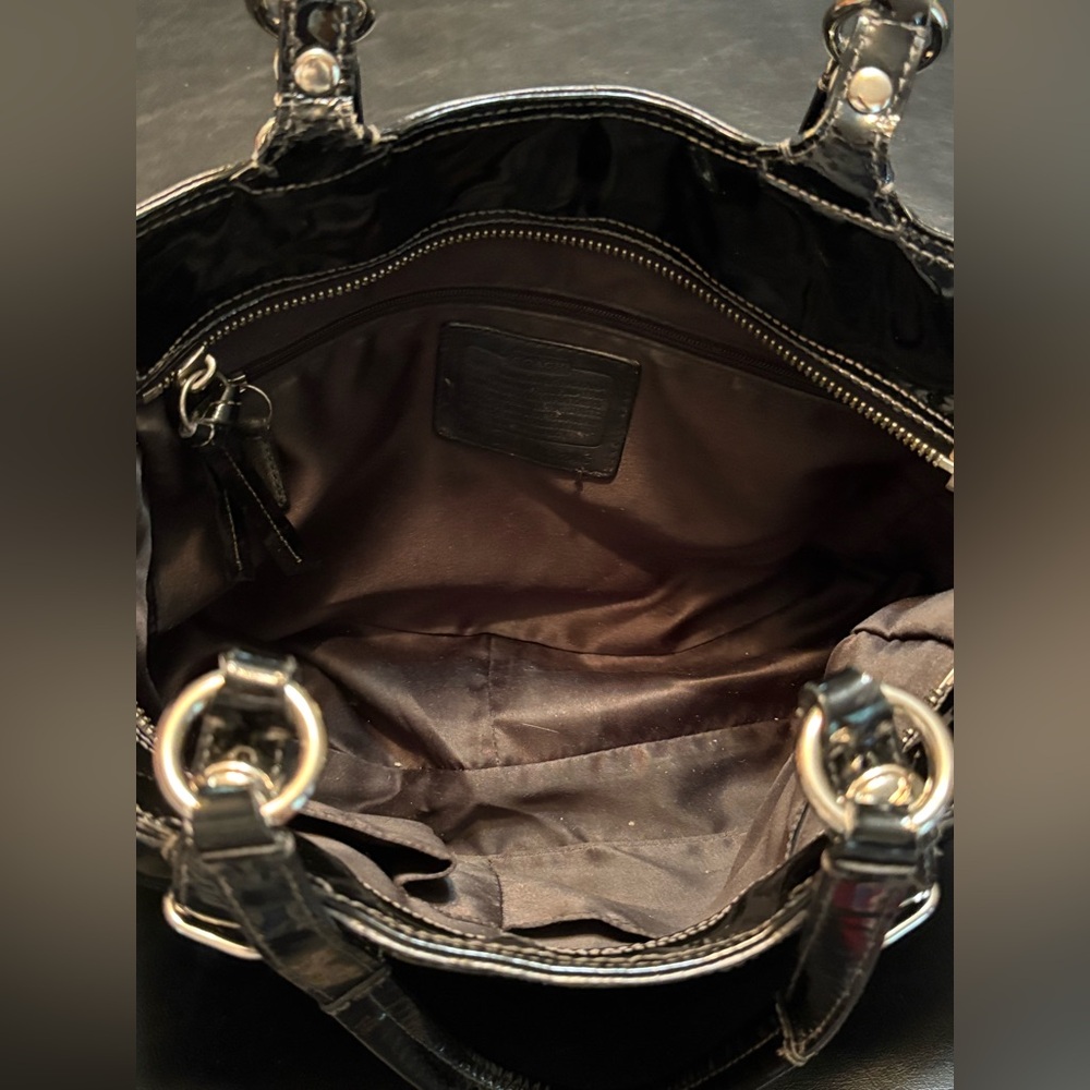 Coach Signature C Embossed Patent leather satchel shoulder bag. Black. - Picture 6 of 15